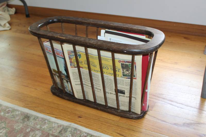 lot 175 image: Wood Magazine Rack
