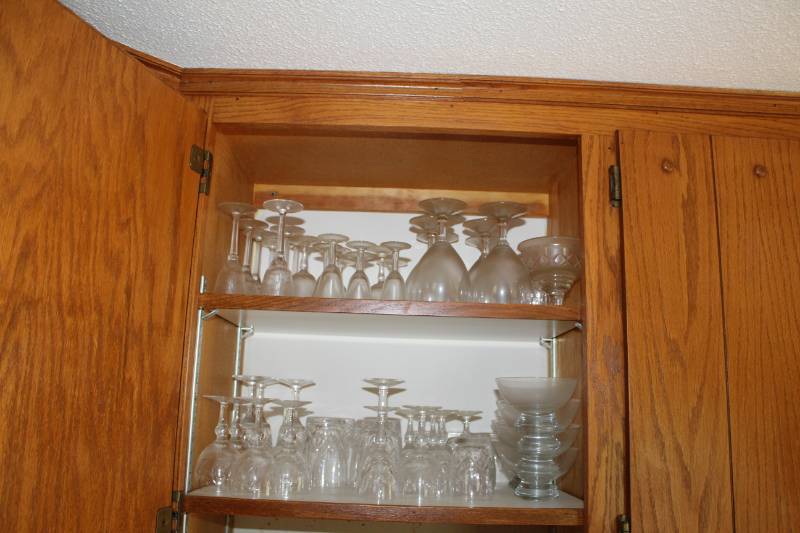 lot 142 image: Stemware, Glass Bowls, Glassware