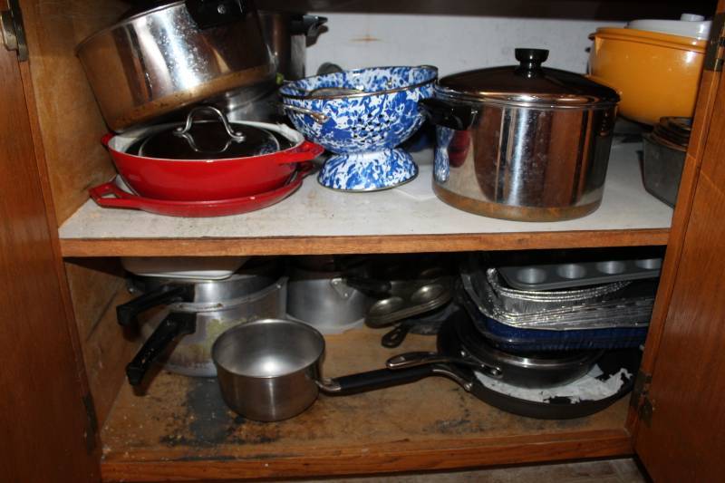 lot 147 image: Pots, Pans, Cupcake Tins, Serving Bowls