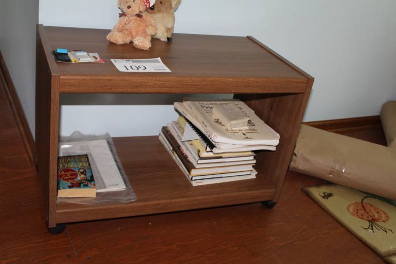 lot 109 image: Rolling 2-Tier Table