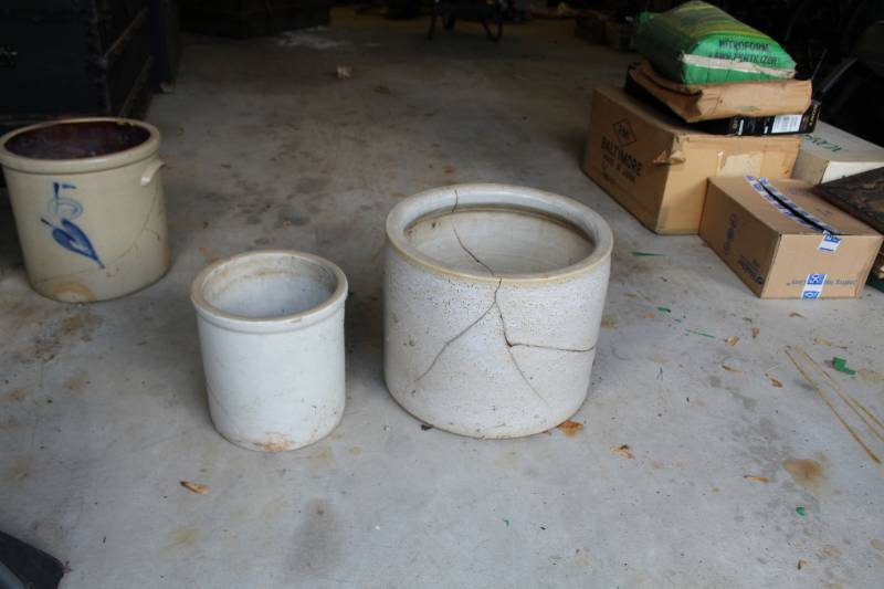 lot 91 image: Lot of (2) Ceramic Jars