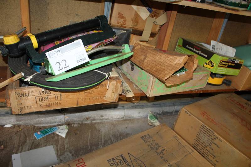 lot 22 image: Ace Arch Lawn Sprinkler, Rain King Traveling Rotary Sprinkler, Garden Hose,