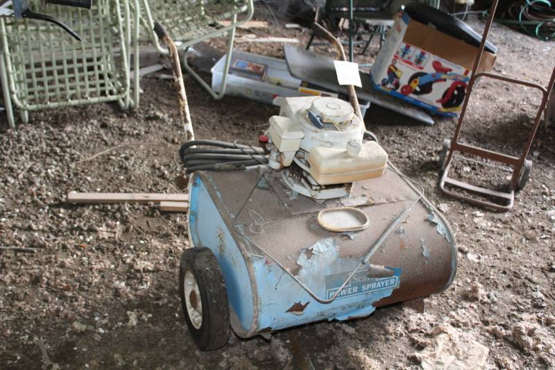 lot 340 image: Sears Power Sprayer
