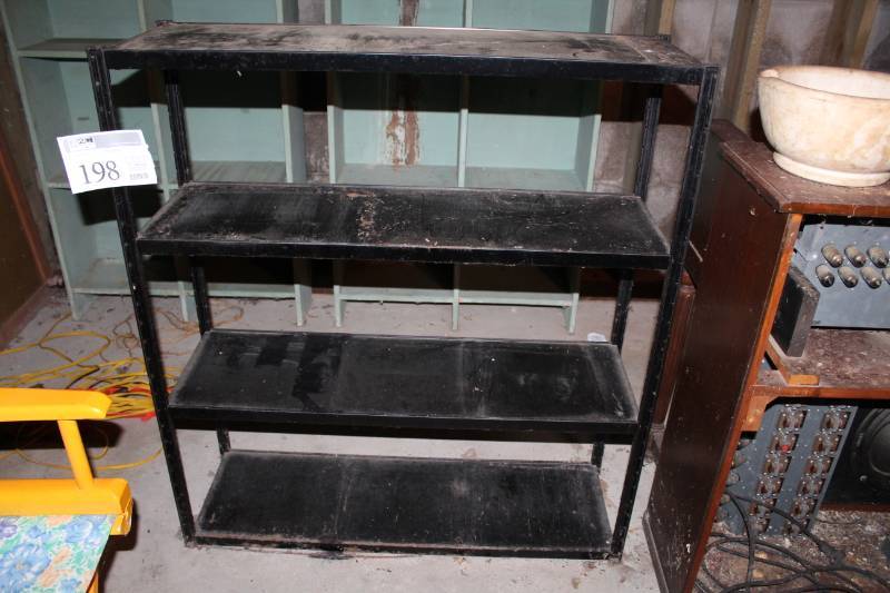 lot 198 image: 4-Tier Shelving Unit