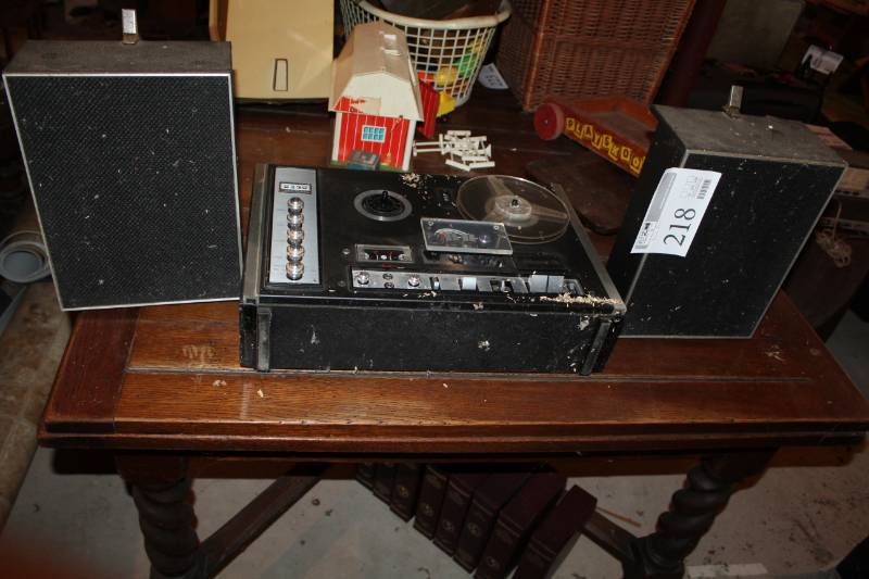 lot 218 image: Audio Center 8mm Tape Player with Stereo Speakers