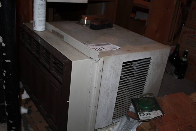 lot 283 image: Kenmore Air Condition Window Unit