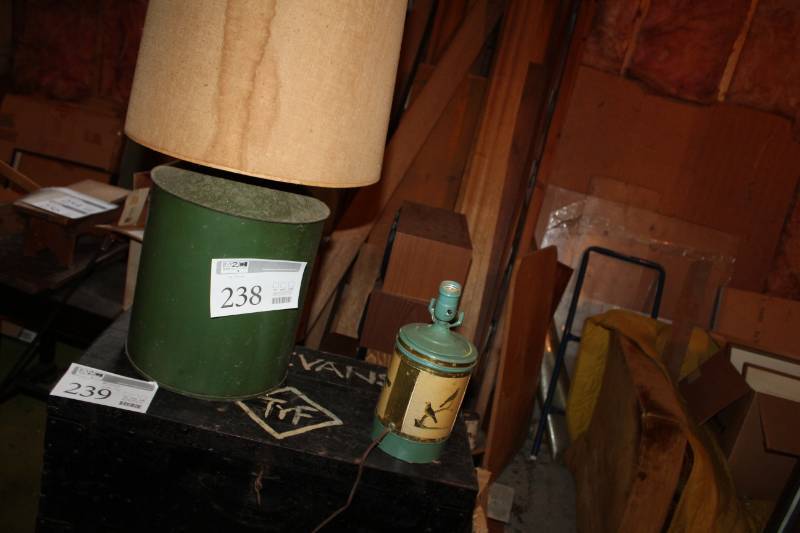 lot 238 image: Lot of (2) Table Lamp