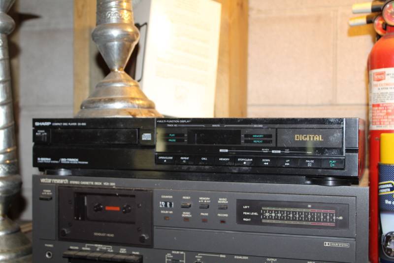 lot 188 image: Sharp Compact Disc Player DX-650