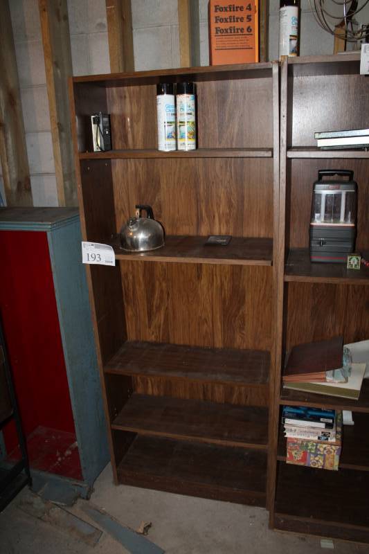 lot 193 image: Bookcase with 5-Shelves