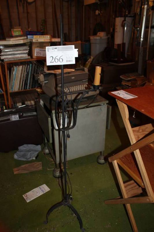 lot 266 image: Floor Lamp
