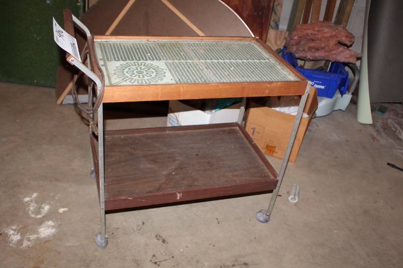 lot 296 image: Electric Heated-Top Serving Cart