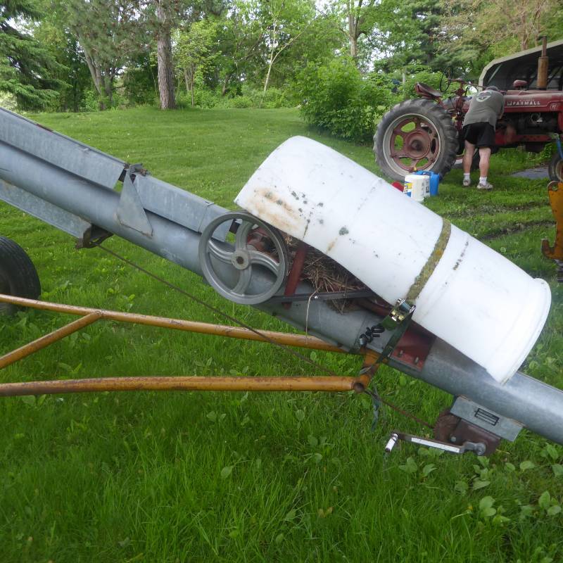 lot 6 image: Grain Auger