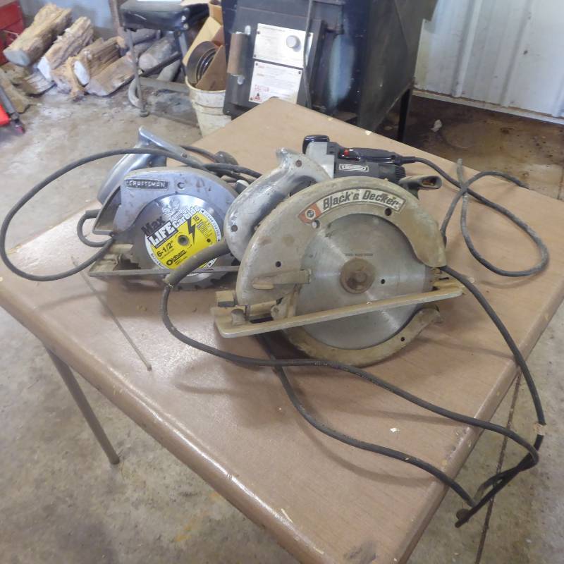 lot 22 image: Lot of Power Saws