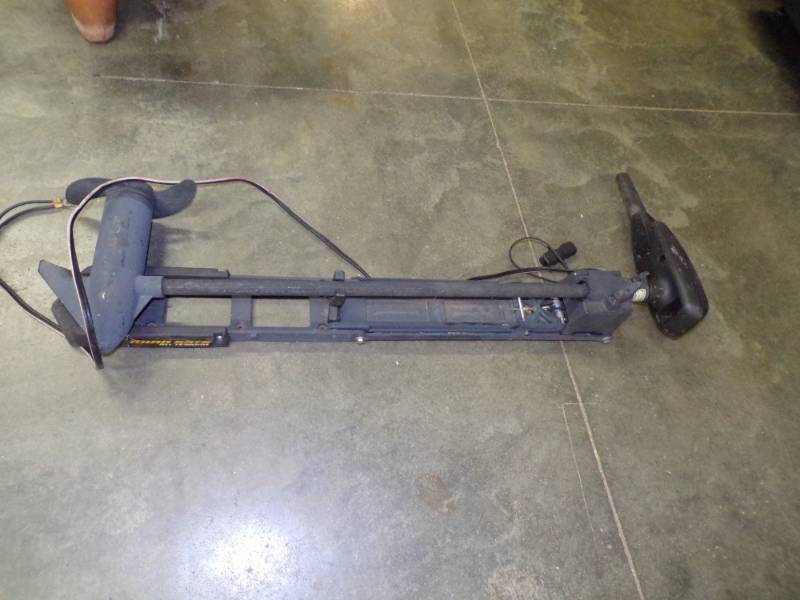 lot 17 image: 50 LB Thrust Minn Kota Bow mount Trolling Motor