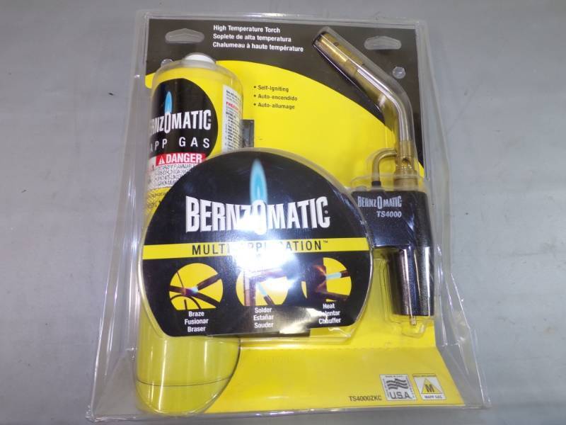 lot 80 image: Benzomatic Torch