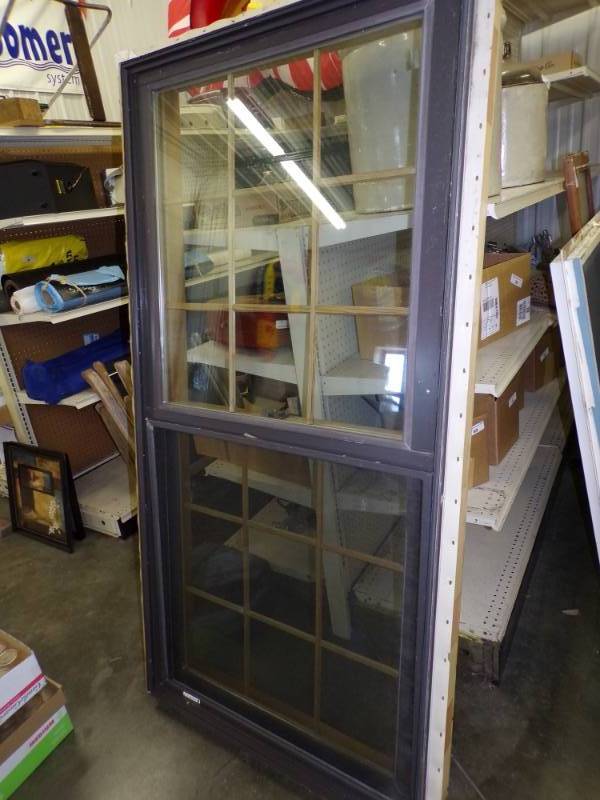 lot 100 image: Brown Window