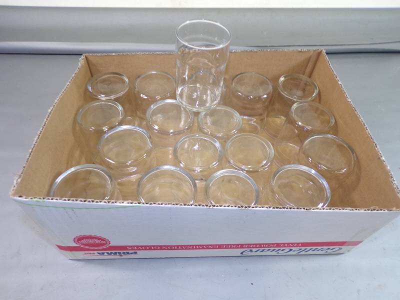 lot 113 image: 18 Drinking Glasses