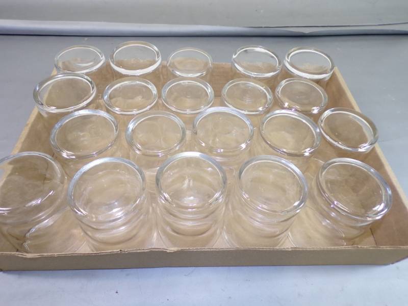 lot 114 image: 20 Drinking Glasses