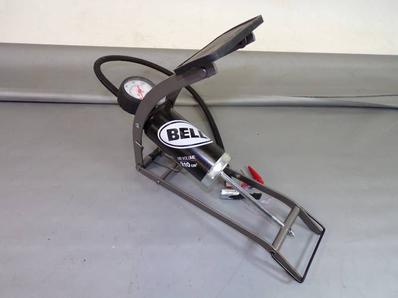 lot 159 image: Bike Air Pump