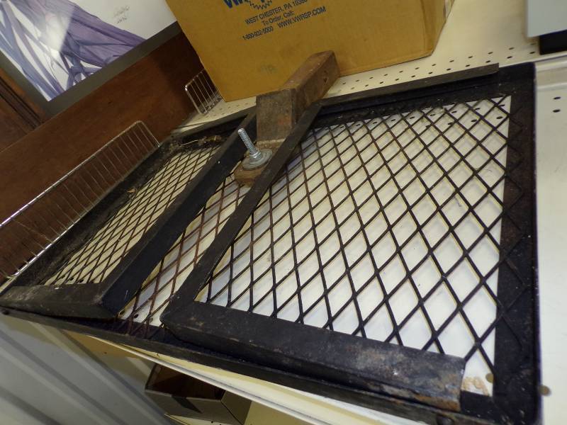 lot 169 image: 2 Receiver Rack
