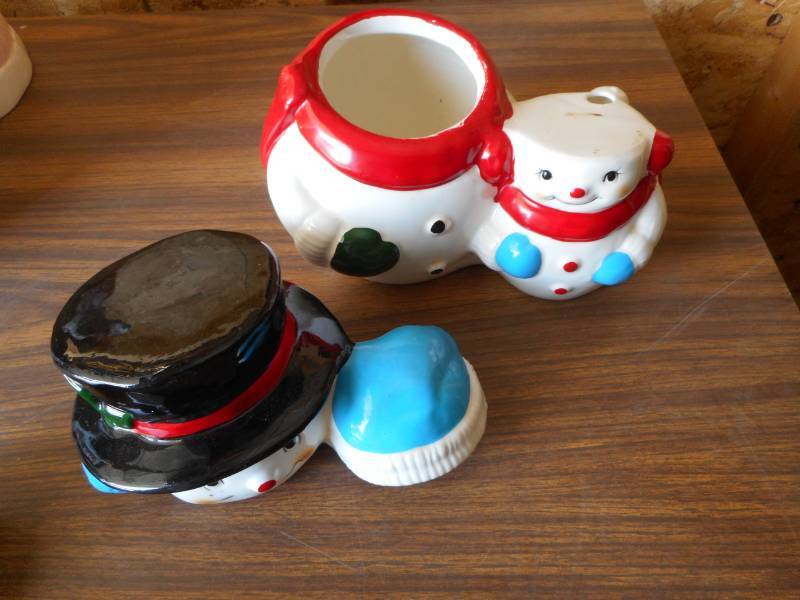 lot 9 image: Cookie Jar