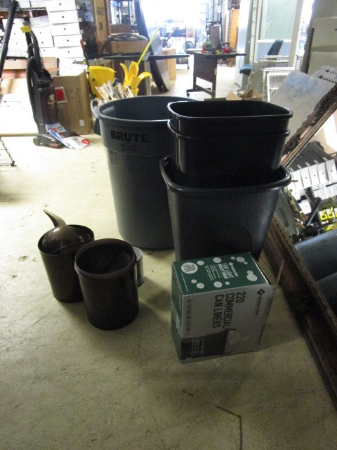 COMMERCIAL WASTE RECEPTACLES AND LINERS
