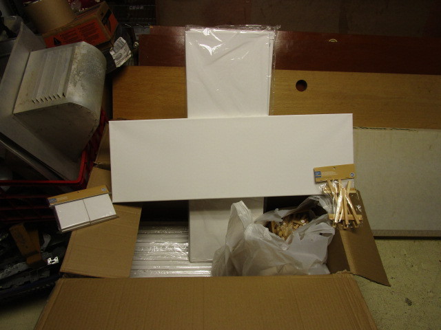 NEW ART CANVASES, MINI EASELS, PICTURE FRAMES