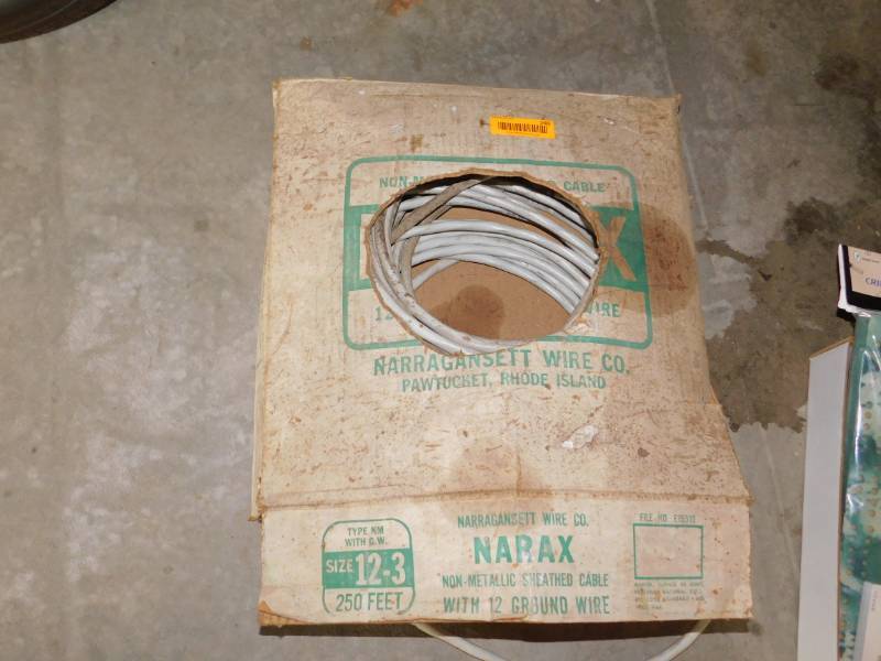 lot 35 image: 250 12-3 Wire