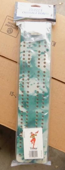 lot 39 image: New Bullet Cribbage Board