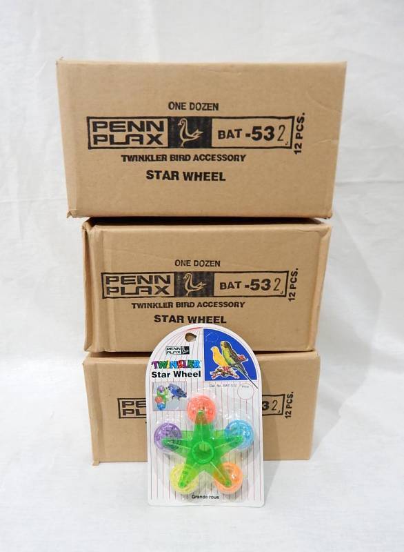 lot 2 image: Lot of New Vintage Penn Plax Bird Star Wheels