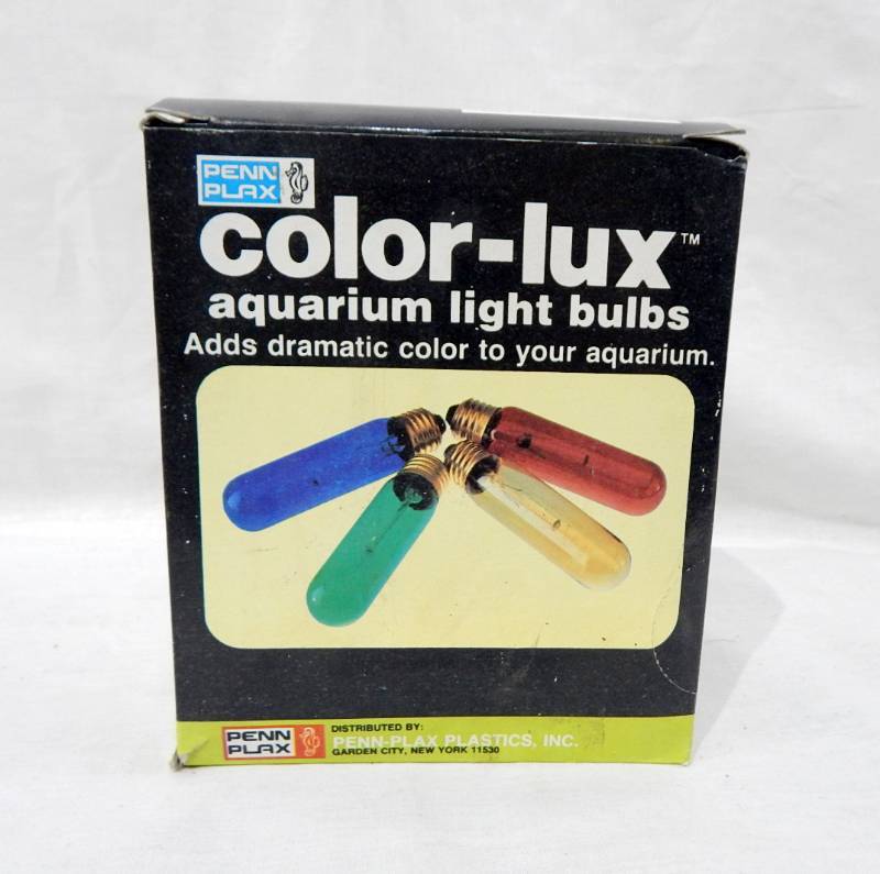 lot 12 image: Case of New Vintage Penn Plax Color Lux Aquarium Light Bulbs