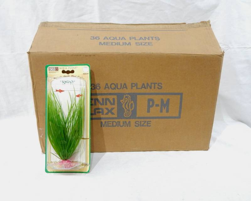 lot 9 image: Case of New Vintage Penn Plax Artificial Aqua Hairgrass Plants