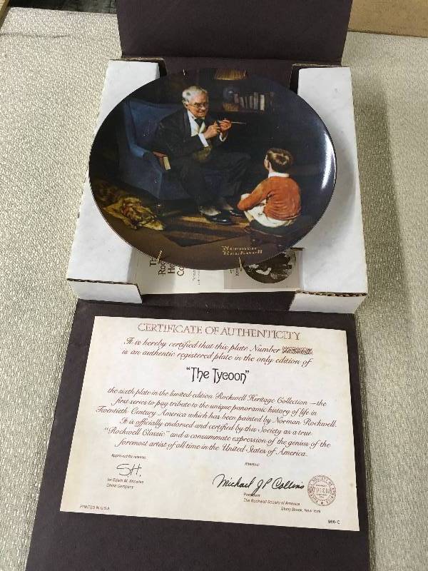 lot 210 image: Norman Rockwell  The Tycoon China Plate