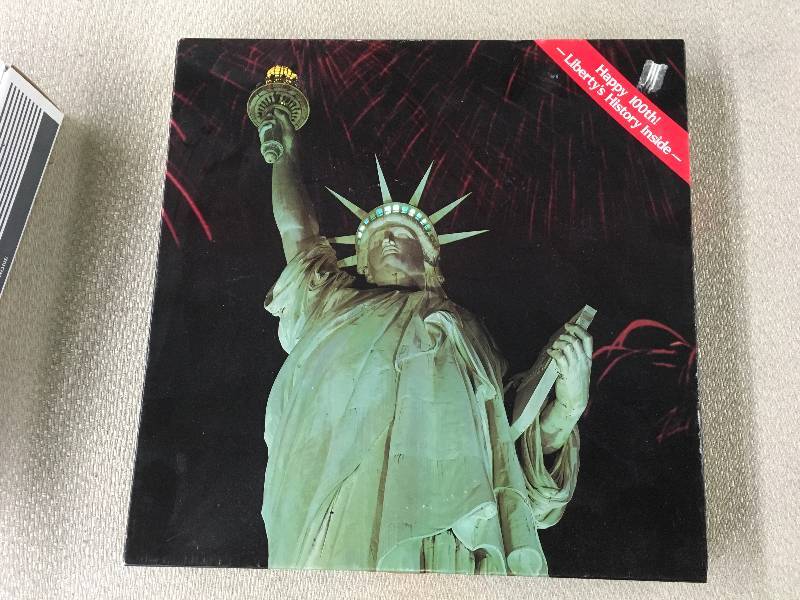 lot 217 image: Statue Of Liberty Jigsaw Puzzle