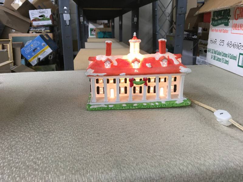 lot 219 image: Lighted House