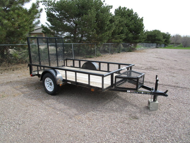 lot 3 image: 6x10 Utility Trailer (Near New)