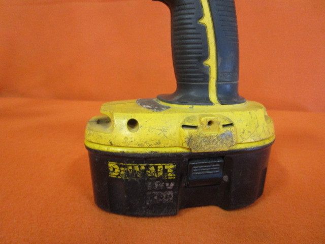 lot 12 image: DeWalt 18v Impact Driver & Battery