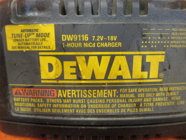 lot 15 image: DeWalt 18v Charger & (2) Batteries