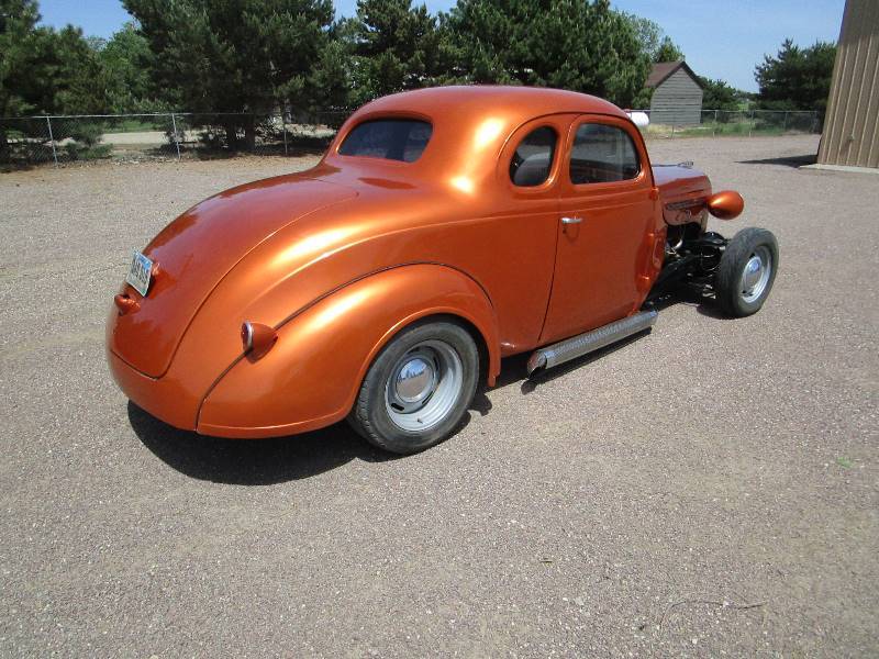 lot 7 image: 1938 Plymouth Buisness Coupe