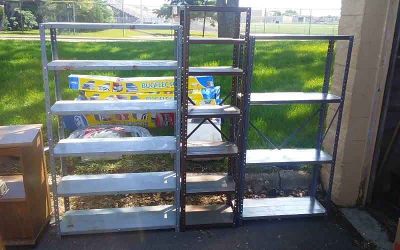 lot 7 image: 3-Metal Shelves (Assorted Sizes)