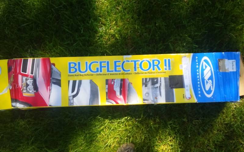 lot 9 image: AVS BugFlector II Fits Ford (See Photo For Fitment)