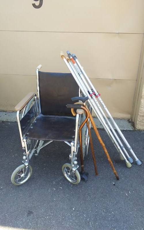 lot 29 image: Wheel Chair, 2-Pair Crutches, 3-Canes