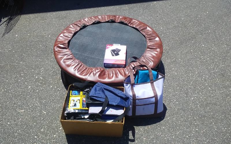 lot 30 image: Personal Size Trampoline, Lunch & Tote Bags, Vergin Mobil Phone