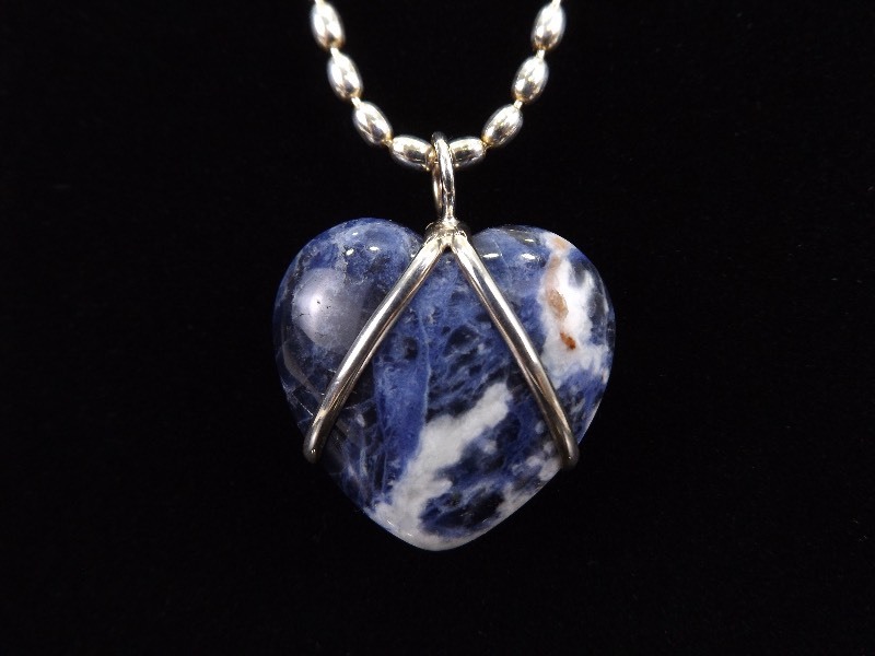 lot 5 image: .925 Sterling Silver Sodalite Heart Pendant Necklace