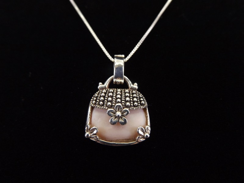 lot 16 image: .925 Sterling Silver Art Nouveau Mother of Pearl Purse Pendant Necklace