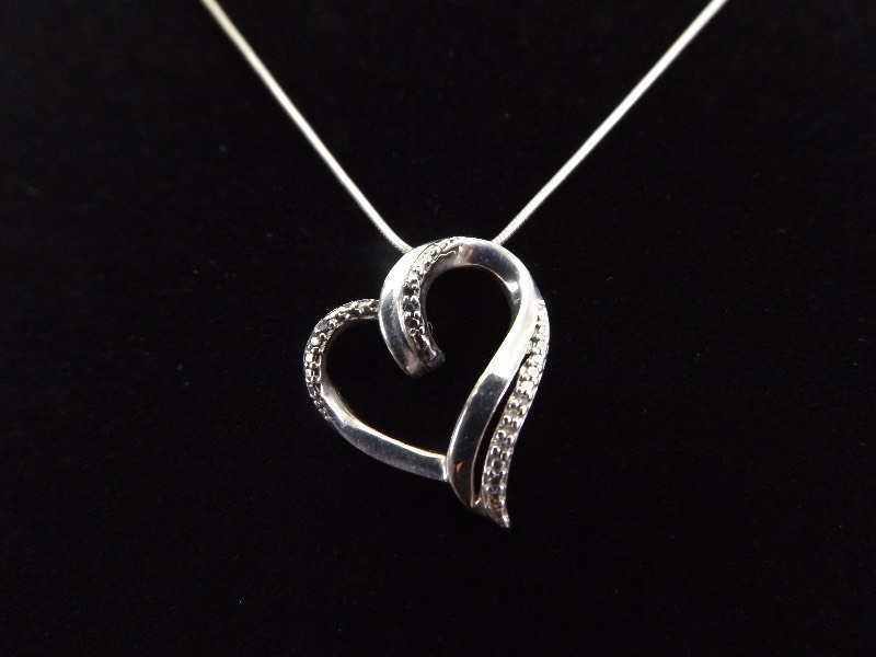 lot 22 image: .925 Sterling Silver Diamond Accented Heart Pendant Necklace
