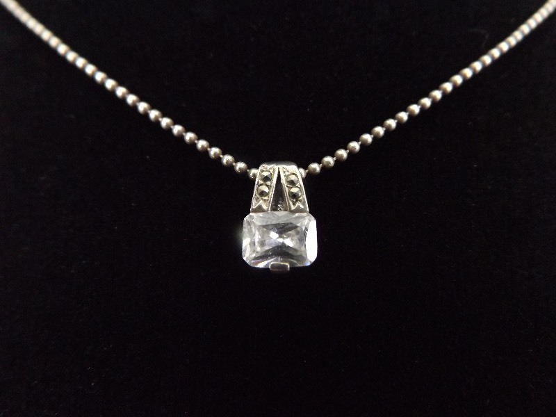 lot 26 image: .925 Sterling Silver Art Nouveau Crystal Pendant and Choker Necklace