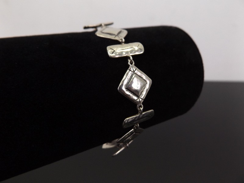 lot 36 image: .925 Sterling Silver SILPADA Bracelet