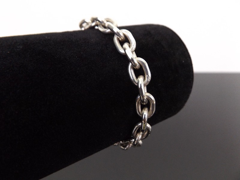 lot 37 image: .925 Sterling SilverHeavy Link Charm Bracelet