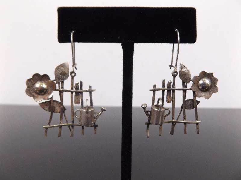 lot 94 image: .925 Sterling Silver Gardening Dangle Earrings